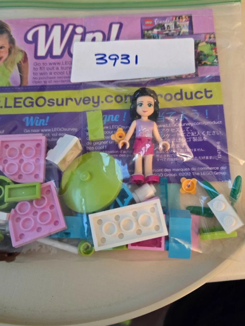Lego Friends Sets (4) 3930, 3931, 3937, 41028 with manuals & minifigs - Picture 5 of 9